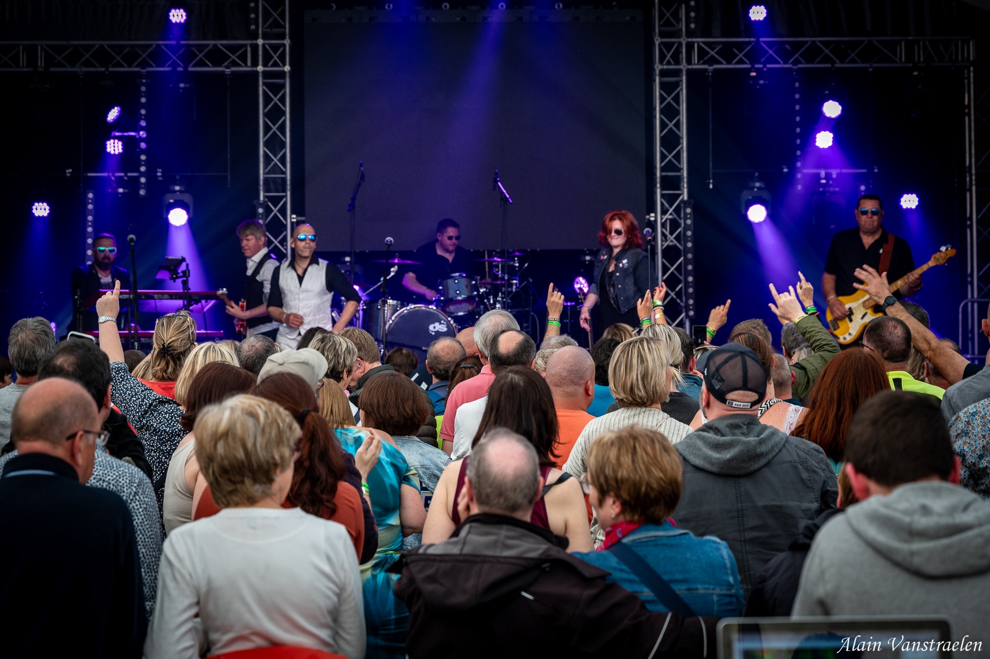 Be 80's live
